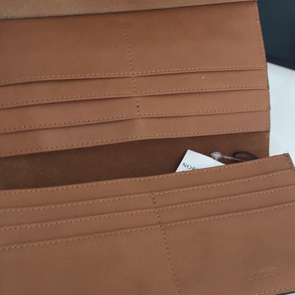NWT Wallet excellent quality leather - Picture 6 of 8